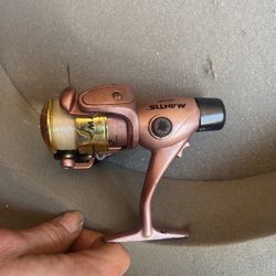 Fishing Reel 