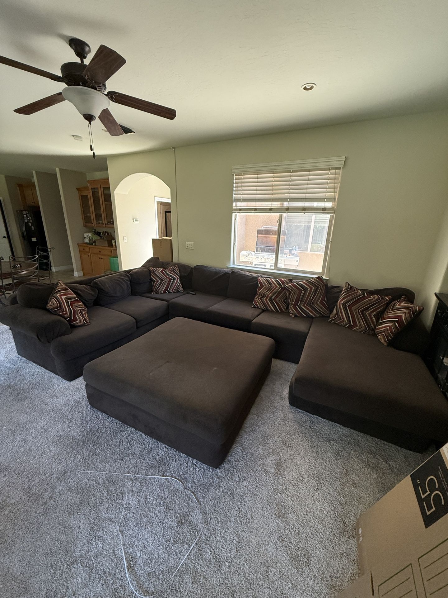Couch | NEED IT GONE