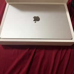 MACBOOK AIR 15 Inch