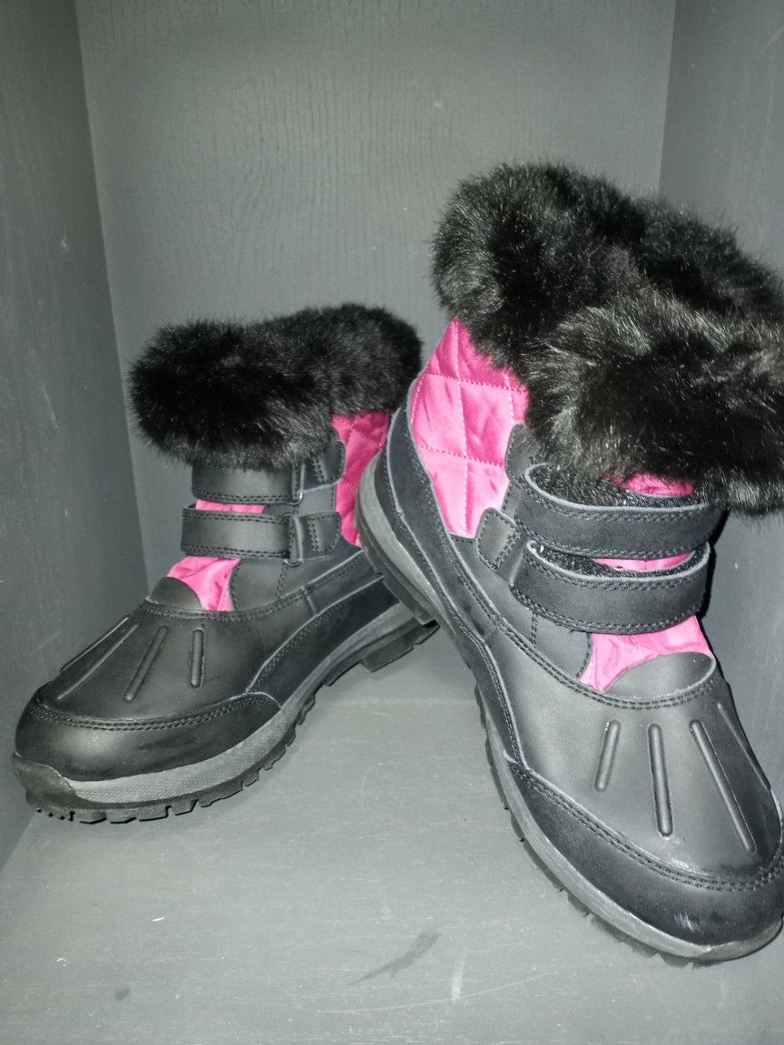 Black And Pink Snow Boots