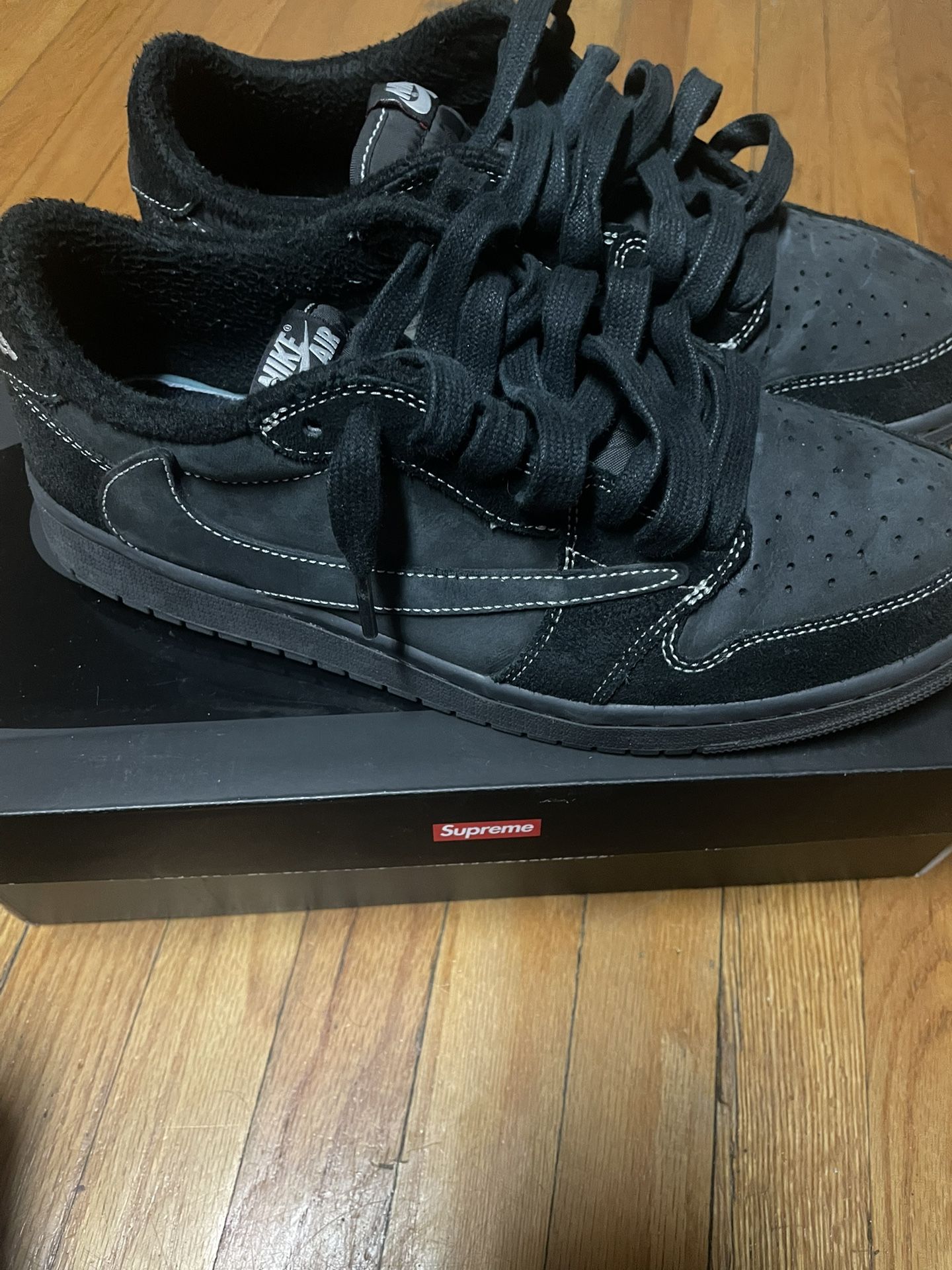 Travis Scott Jordan 1 Lows