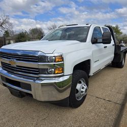 2017 Chevy Silverado 3500hd 4x2 Dually