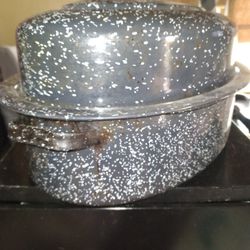 Huge Roasting Pot