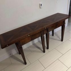 Vintage HENREDON Furniture Console Flip Top Table(Entryway)  (76x20x30) opens to be 40W