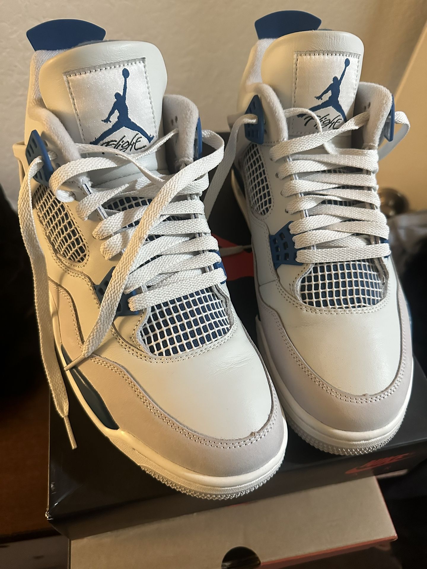 Air Jordan 4 Military Blue Size 11