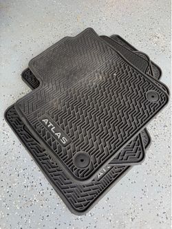 OEM Volkswagen Atlas All-Weather Floor Mats (Set of 5) – Like New