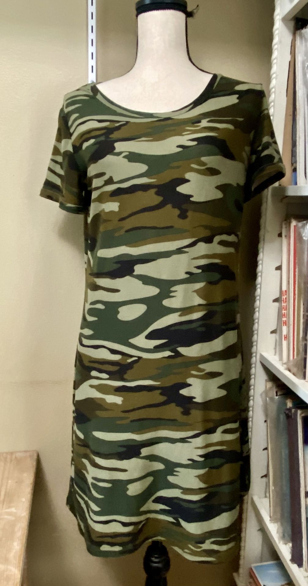 FV RELAY Camo Print DRESS Army Green Soft Summer Knee-length Stretch Women's M