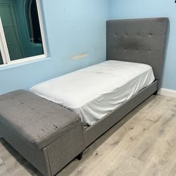 Beri Grey Twin Bed