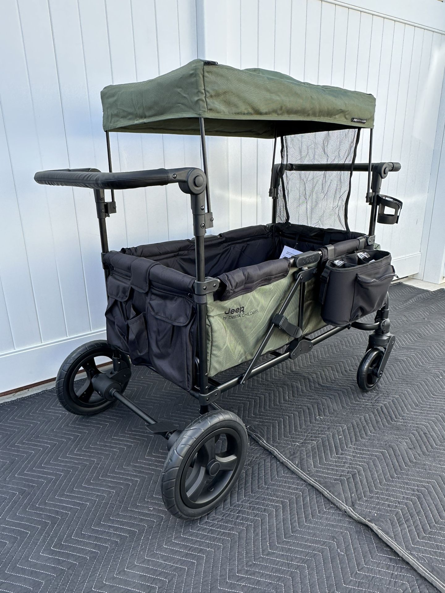 New Jeep Green Deluxe Stroller Wagon With Cooler