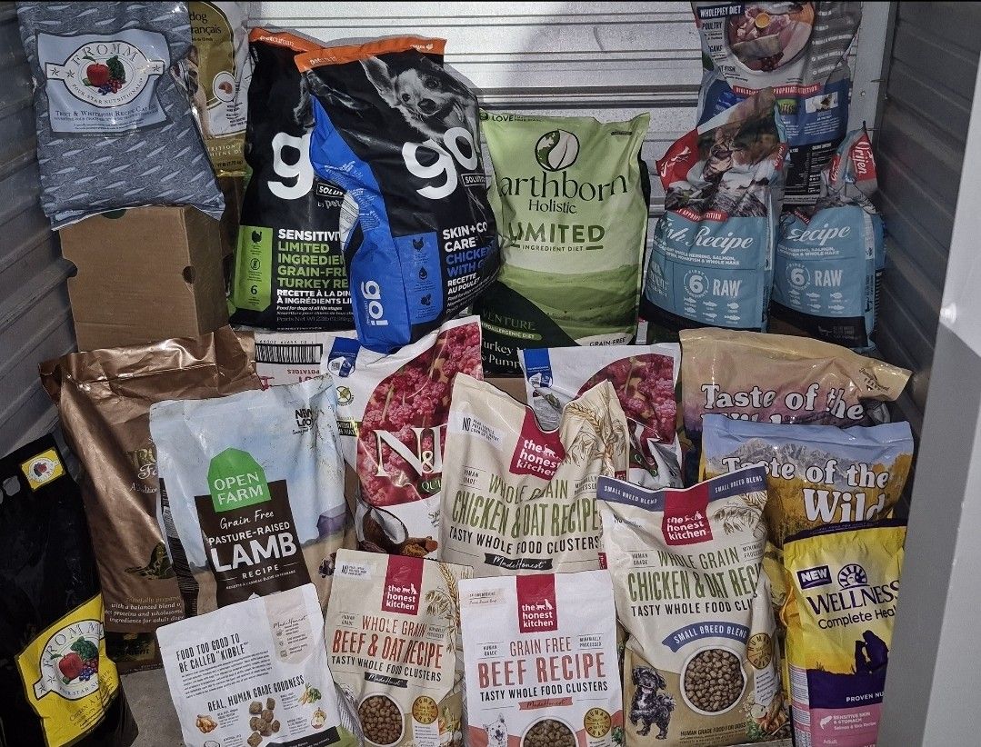 High-End Pet Kibble ,- No Grains, Natural, Whokesome