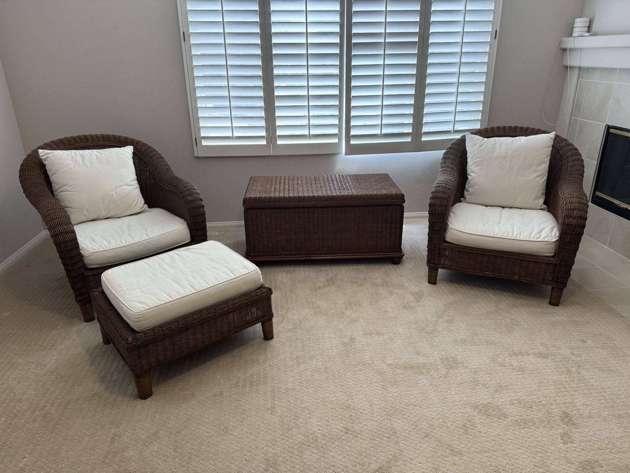 Pottery Barn Indoor Wicker Chair And Storage Set