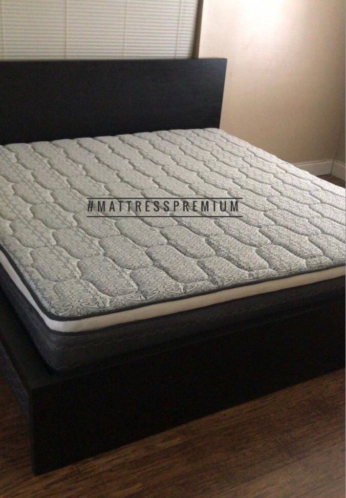 MATTRESS AVAILABLE ...NEW. Español/Inglés