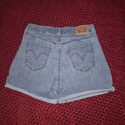 Levis Shorts Mid Length 
