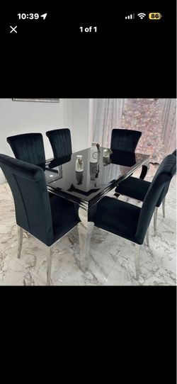 Velvet & Chrome Dining Chairs for sale! ✅✅✅