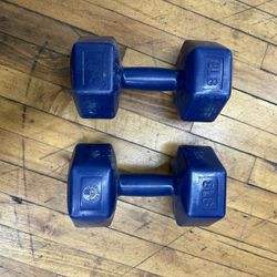 8 pound dumbells 