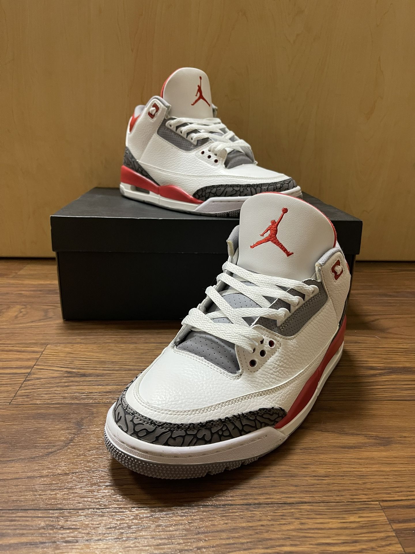 Size 11 - Air Jordan 3 ‘Fire Red’