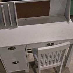 Kids Desk and Chair