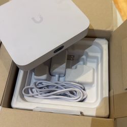 UCG-Ultra (Used - Like New) Ubiquiti Cloud Gateway