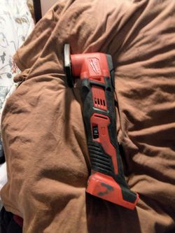 18 Volt Milwaukee Multi Tool - Used Once
