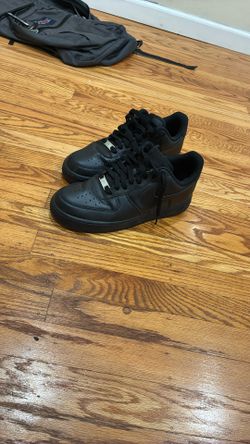 Black Air Force One Barely Worn, With Box Size 8.5