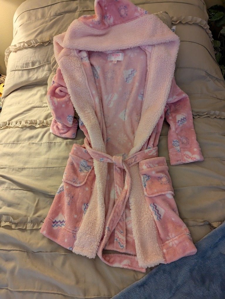 Girls XOXO Hooded Robe With Pockets Size 6/6X