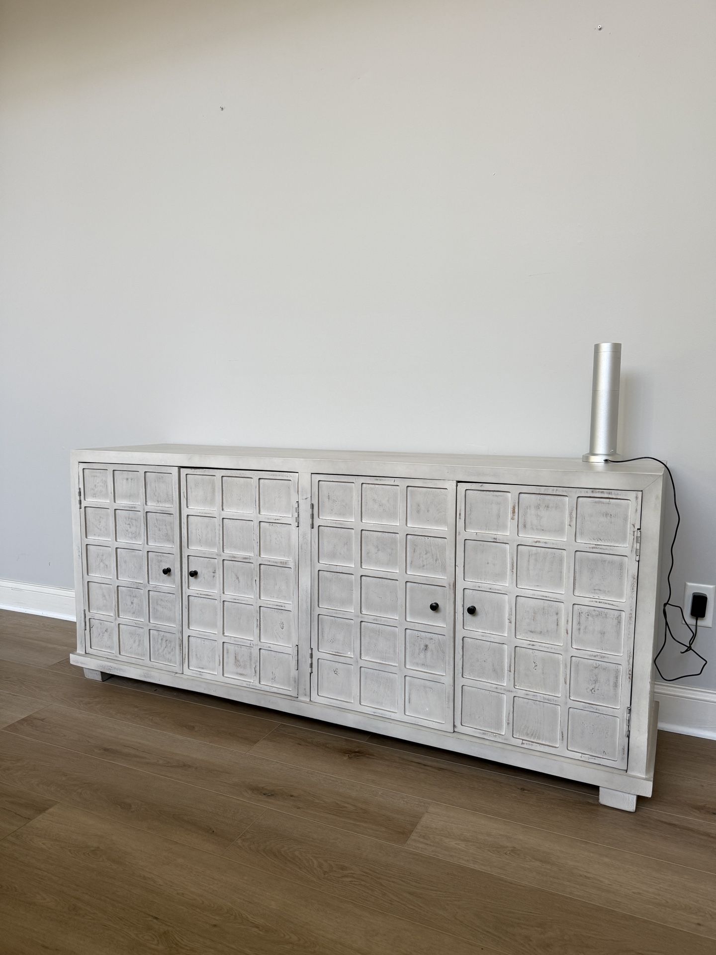 Credenza