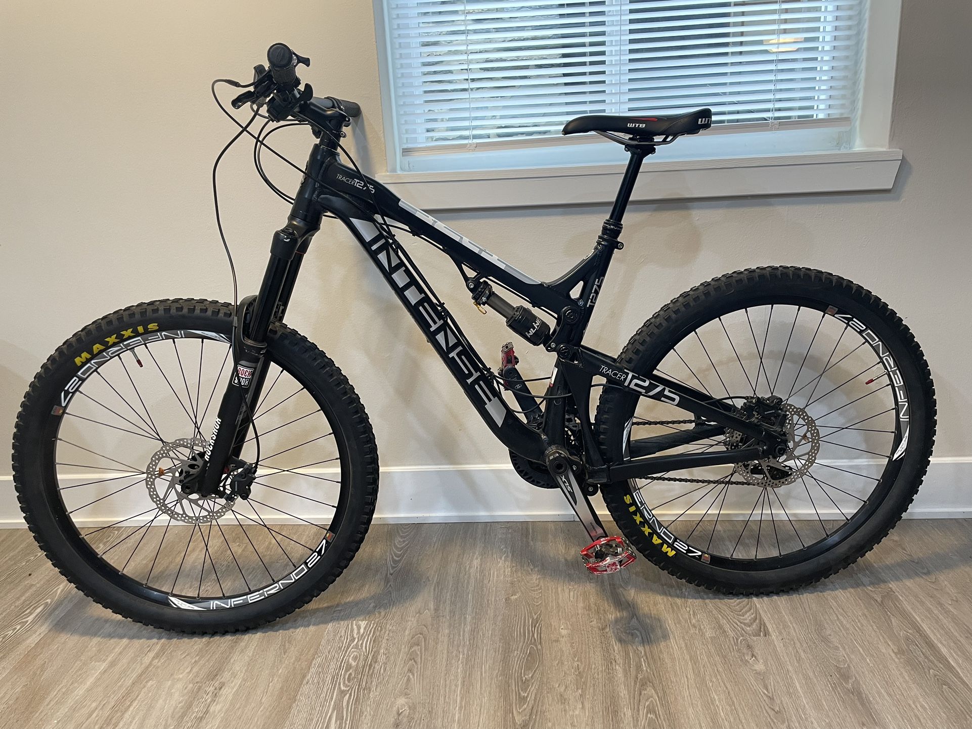Mountain Intense 275 Intense Tracer 275A Mountain Bike Medium