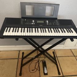 Yamaha piano Keyboard PSR-E363