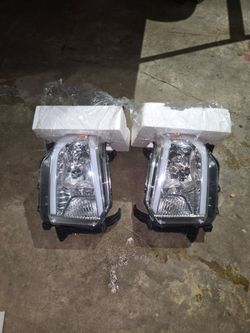 HEAD LIGHT BRAND NEW FOR TOYOTA TUNDRA 2015/2021