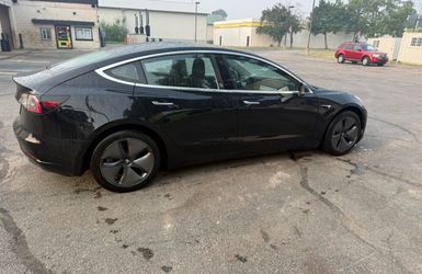 2018 Tesla  Black Model 3