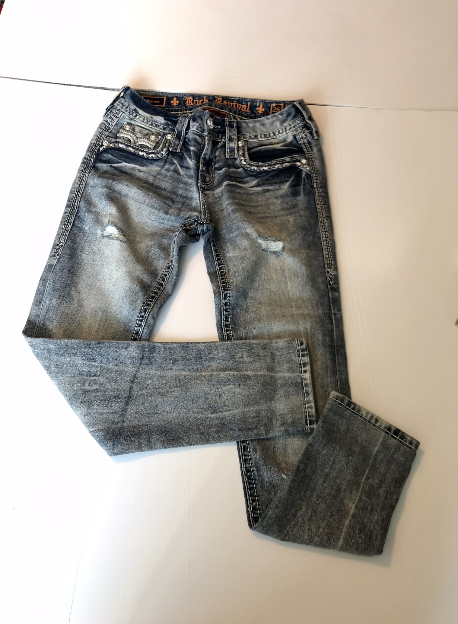 ROCK REVIVAL/JEANS,ANKLE SKINNY STRETCH ;MODIFIED LENGTH 45 Inches /90 Cm SIZE 26