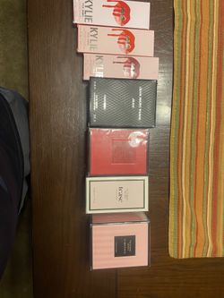 Kyle Jenner Lipstick And Victoria Secret Cologne 