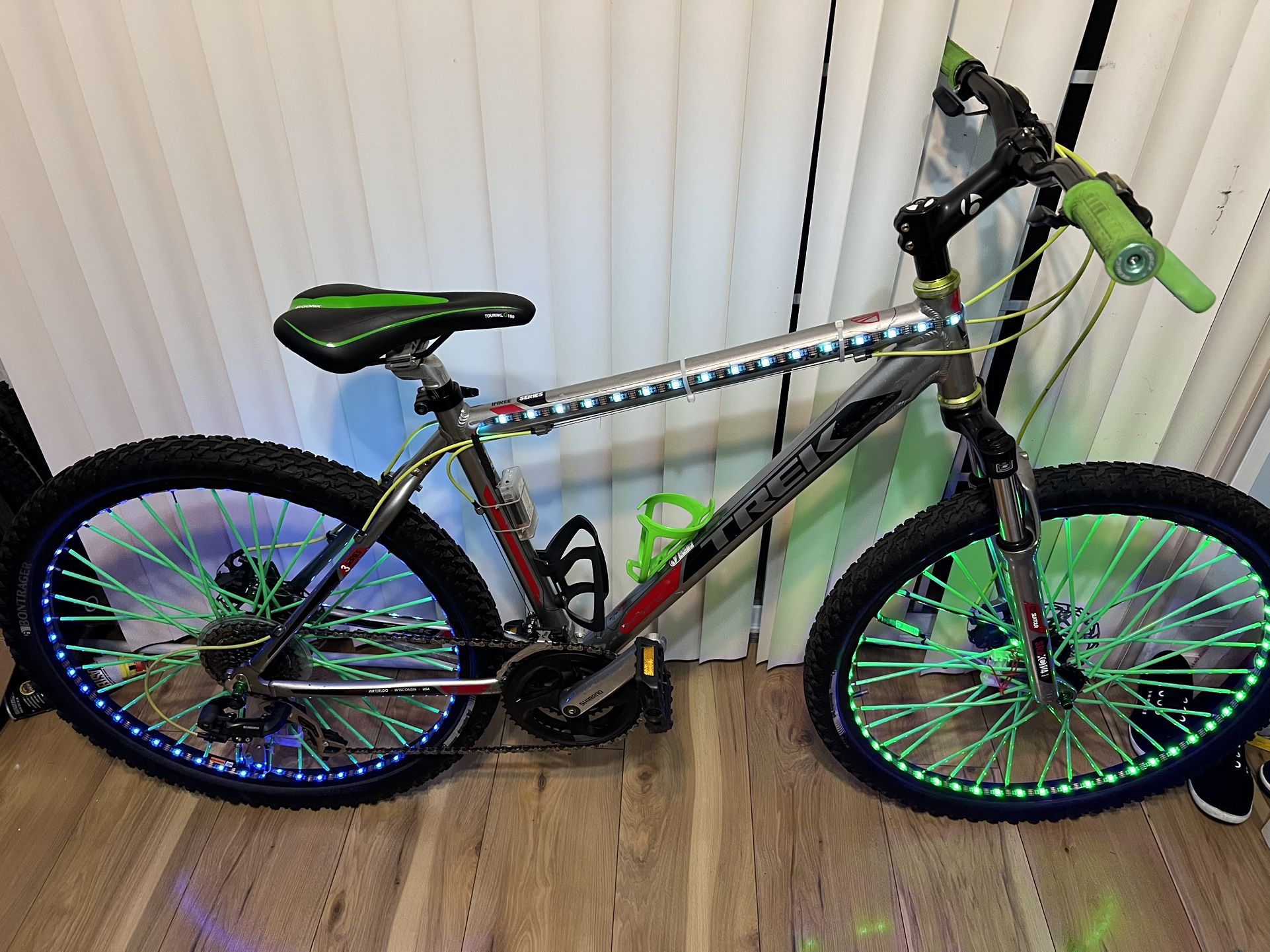 Trek 3500 Mountain Bike