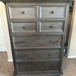 5-Drawer Wood Dresser