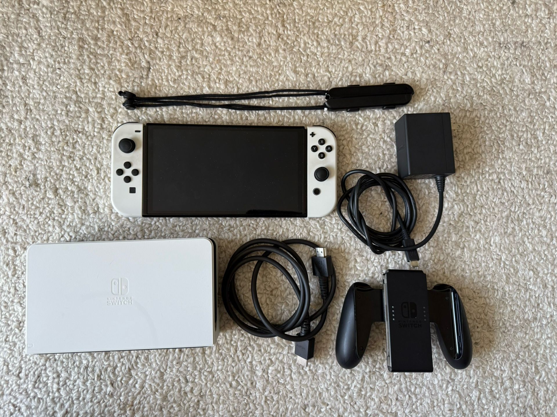 Nintendo Switch OLED Model HEG 001 Handheld Console 64GB White