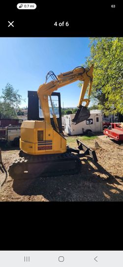 Komatsu excavator diesel runs great