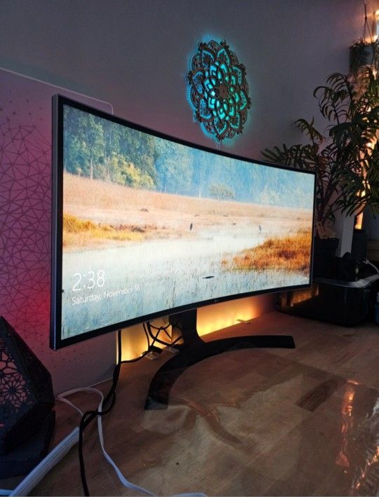 LG 34 Inch Curved UltraWide Monitor 3440 x 1440 IPS Display