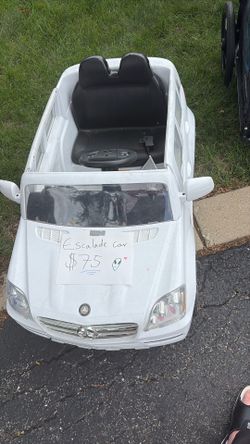 Cadillac Escalade power wheels car