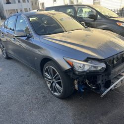 2015 Infiniti Q50