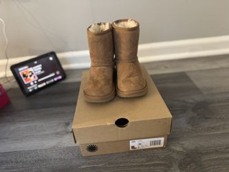 Chestnut Uggs