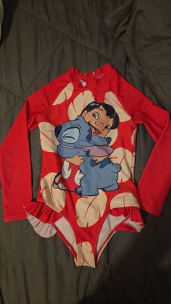 Lilo&stitch bathing suit 6-7 years