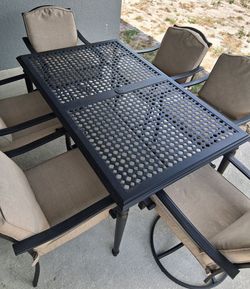Pick Up Only! 7 Piece Hampton Bay Outdoor Dining Set