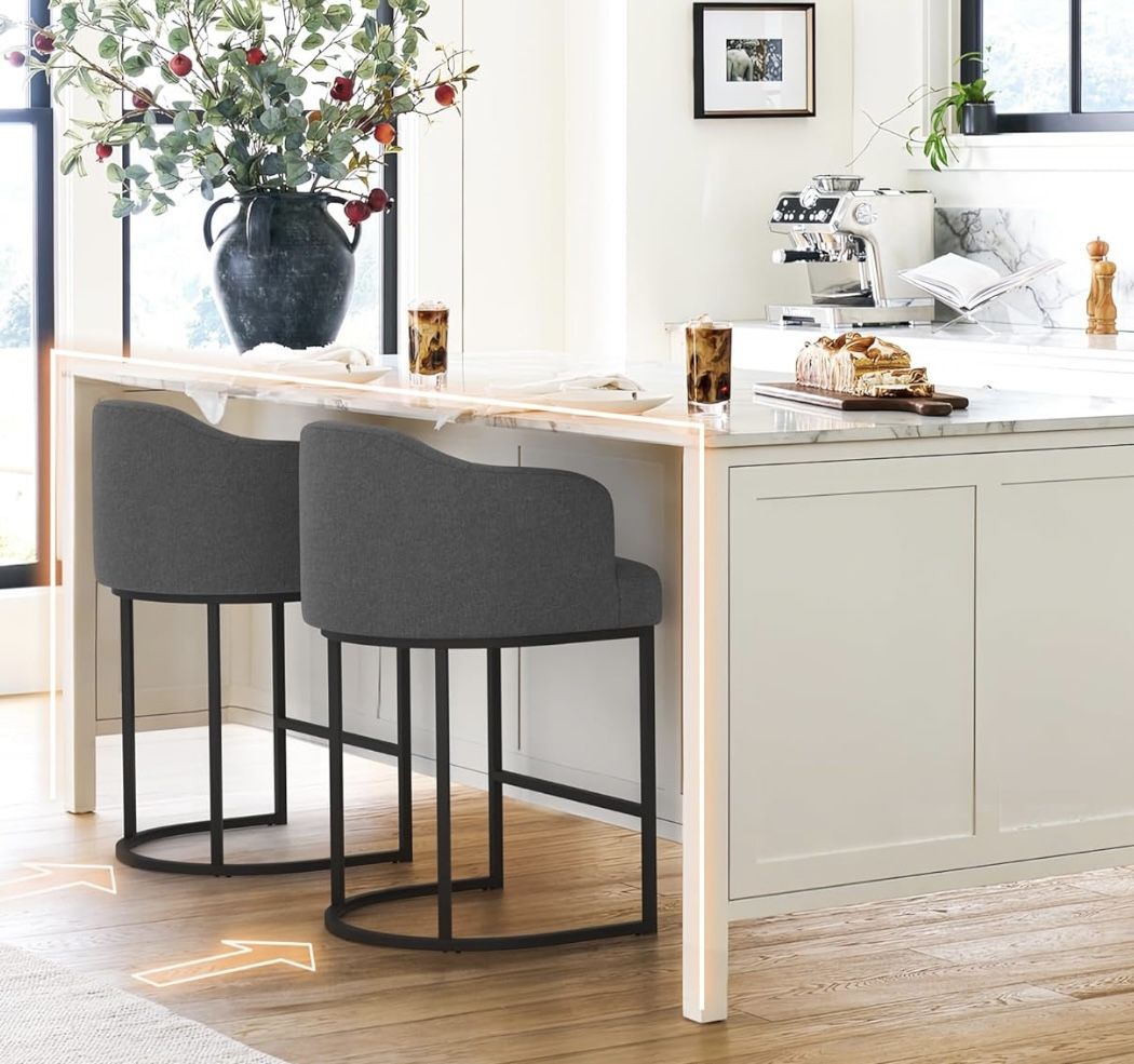 Set of 2, Modern Counter Stools with Curved Backrest and Arms. Set Of 2