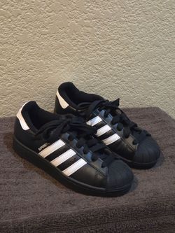 Adidas Kids Size 4