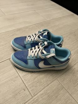 Nike Dunk Blue Woman Size 8 Men Size 6.5