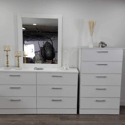 Dresser Whit Mirror And Chest - Cómoda Con Espejo Y Gavetero