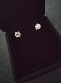 925 Sterling Silver Stud Moissanite Earrings 0.5 CT