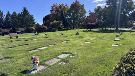 Sunset Hills Bellevue — Double-Depth Lawn Crypt + Opening & Closing