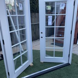 New patio door fiberglass outswing size w71.1/2 h79 $875  each I have 2 pices