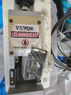 Wire stripper